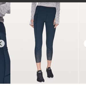 Lululemon Tight Stuff Tight II *25"
True Navy